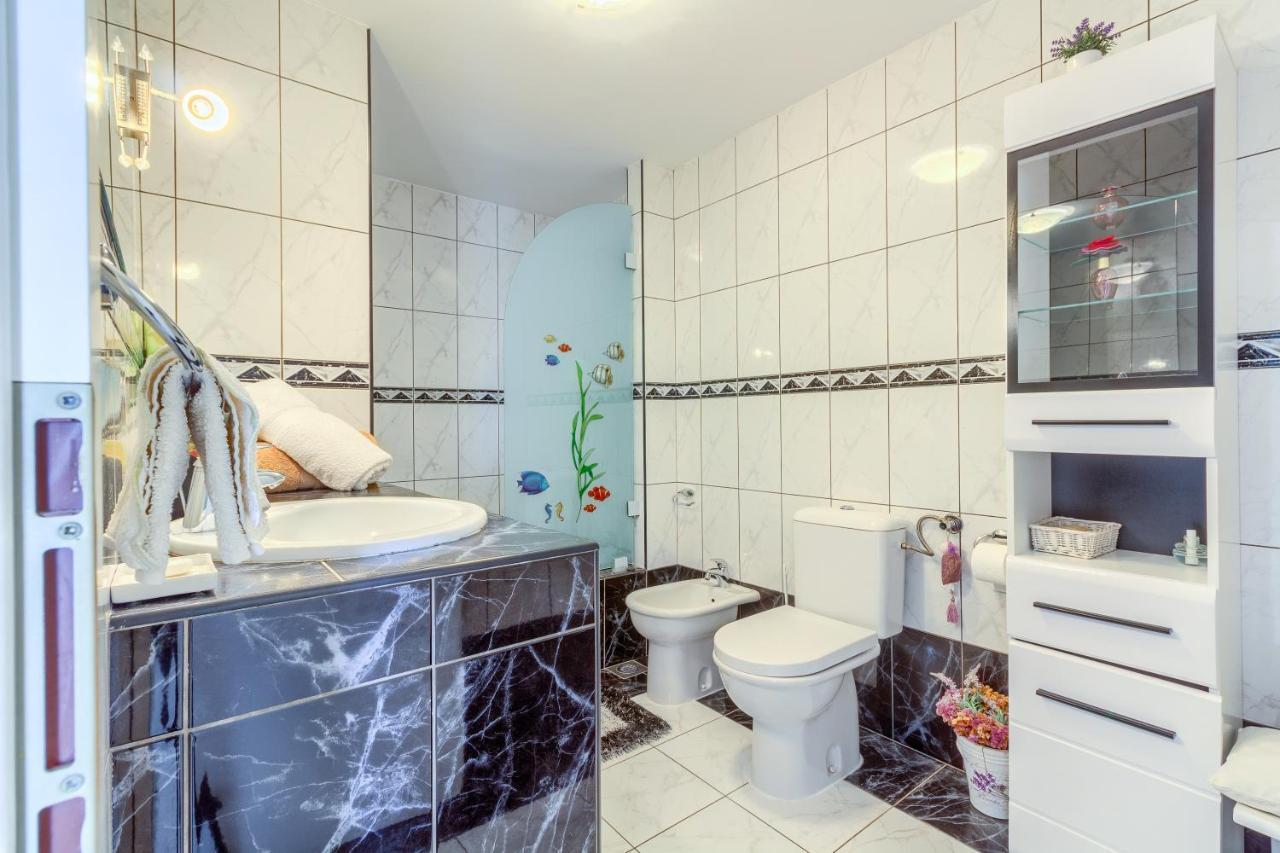 Apartments Meri Trogir Ngoại thất bức ảnh